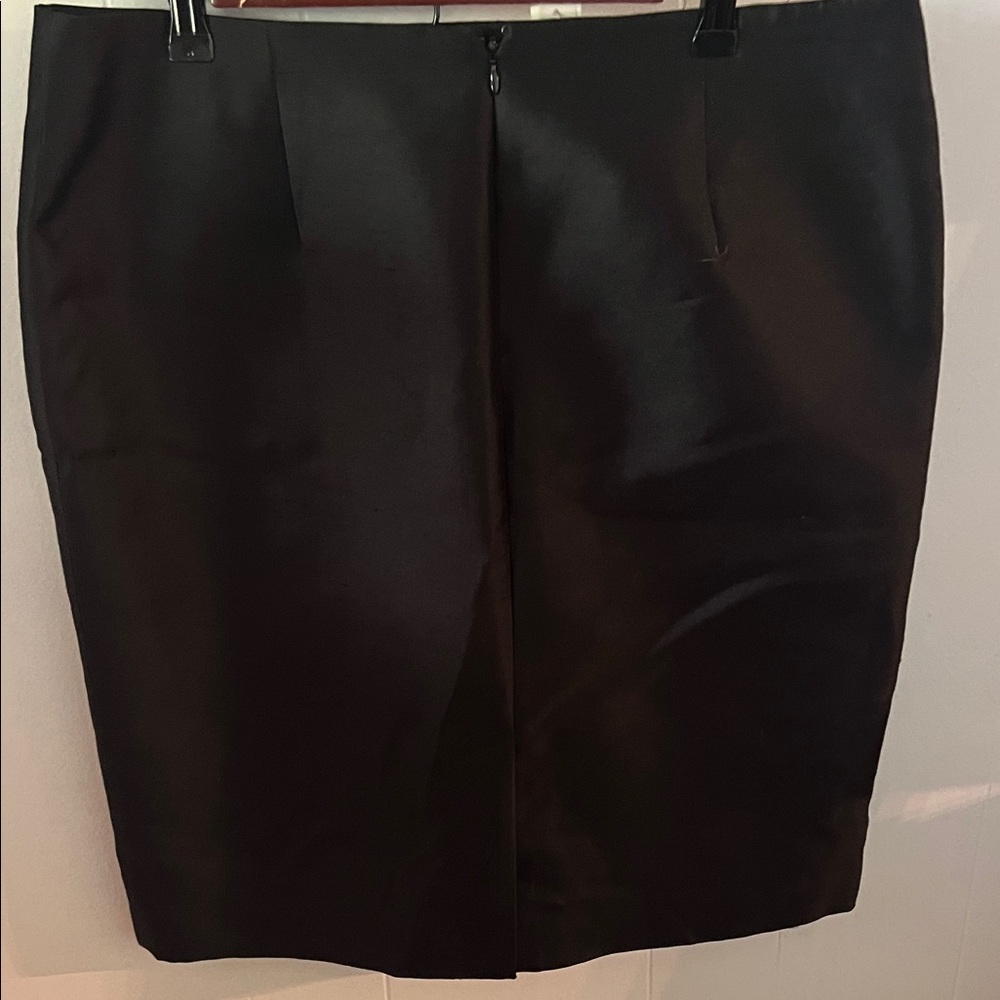 Talbots Elegant Black Blazer and Skirt Ensemble - Picture 9 of 9